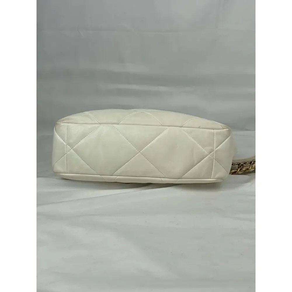 White Chanel 19 GM Flap Bag In Goatskin SPB JA-363272 - Picture 6 of 16